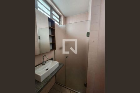 Casa à venda com 4 quartos, 225m² em Campo Belo, São Paulo