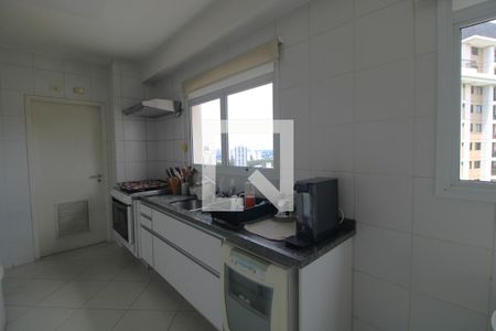 Cozinha de apartamento à venda com 3 quartos, 178m² em Santo Amaro, São Paulo
