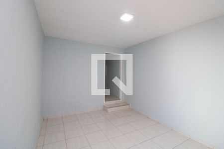 Quarto de casa para alugar com 4 quartos, 245m² em Vila Alzira, São Paulo