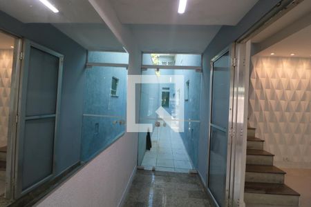 Casa para alugar com 245m², 4 quartos e 2 vagasCorredor