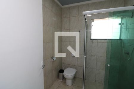 Casa para alugar com 245m², 4 quartos e 2 vagasBanheiro 