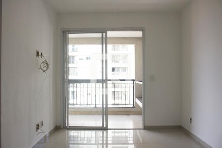 Sala de apartamento para alugar com 3 quartos, 70m² em Vila Suzana, São Paulo