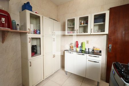 Apartamento para alugar com 69m², 2 quartos e 1 vagaCozinha