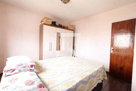 Quarto 2 de apartamento para alugar com 2 quartos, 69m² em Marta Helena, Uberlândia