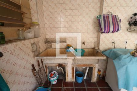 Casa à venda com 300m², 3 quartos e 5 vagasÁrea de Serviço