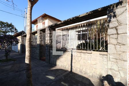 Casa à venda com 300m², 3 quartos e 5 vagasFachada