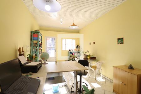 Casa à venda com 300m², 3 quartos e 5 vagasEscritório