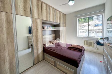 Suíte  de apartamento à venda com 2 quartos, 80m² em Copacabana, Rio de Janeiro
