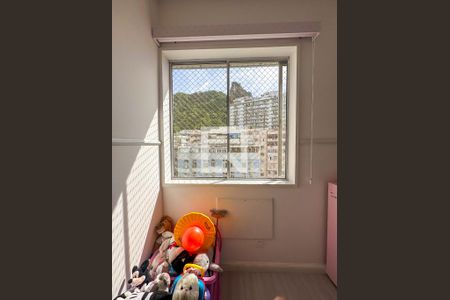 Quarto 01 de apartamento à venda com 2 quartos, 80m² em Copacabana, Rio de Janeiro