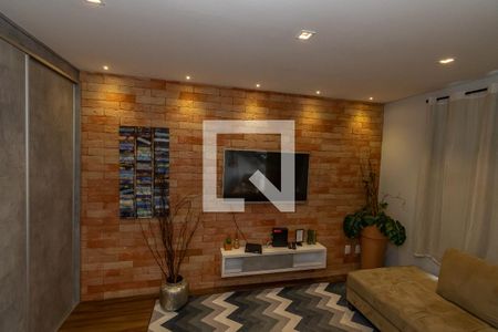 Sala de TV de apartamento para alugar com 2 quartos, 65m² em Cambuí, Campinas