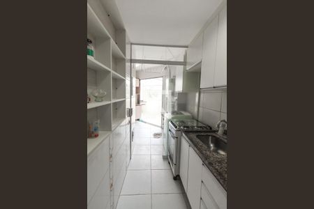Apartamento à venda com 57m², 2 quartos e 1 vaga Apartamento à venda com 57m², 2 quartos e 1 vagaCozinha