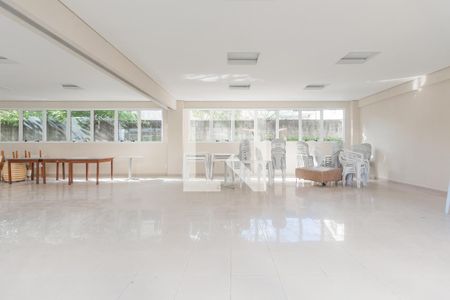 Apartamento à venda com 57m², 2 quartos e 1 vaga Apartamento à venda com 57m², 2 quartos e 1 vagaÁrea comum - Salão de festas