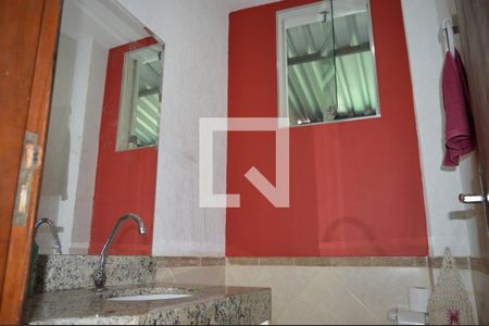 Lavabo de casa de condomínio para alugar com 2 quartos, 70m² em Parque Maracana, Contagem