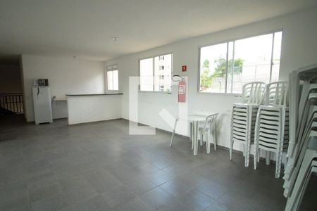 Apartamento para alugar com 43m², 2 quartos e sem vagaÁrea comum - Salão de festas