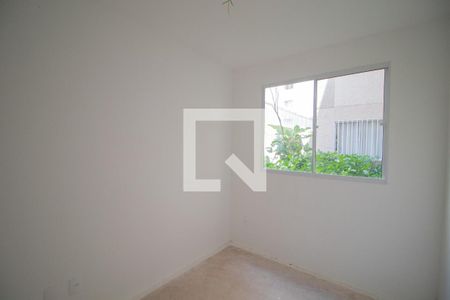 Quarto 2 de apartamento para alugar com 2 quartos, 43m² em Vila Santos, São Paulo