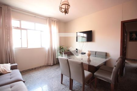 Apartamento à venda com 97m², 3 quartos e 1 vagaSala