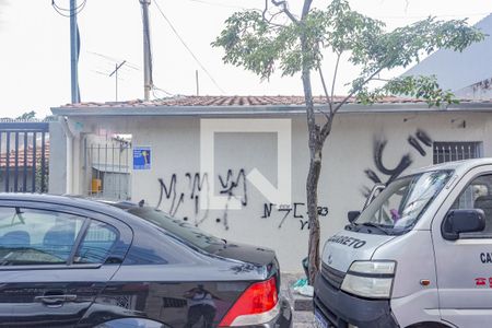 Casa à venda com 45m², 1 quarto e sem vaga Casa à venda com 45m², 1 quarto e sem vagaFachada