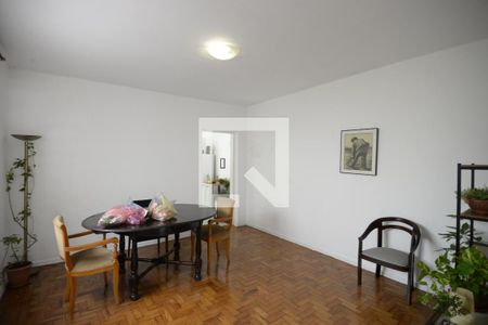 Casa à venda com 200m², 3 quartos e 3 vagasSala de jantar