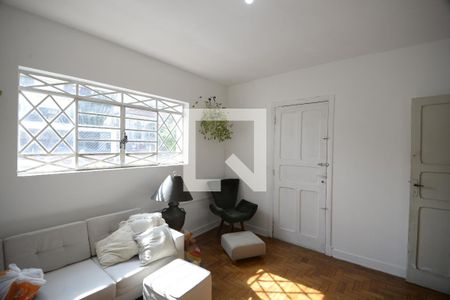 Sala de casa à venda com 3 quartos, 200m² em Vila Monumento, São Paulo