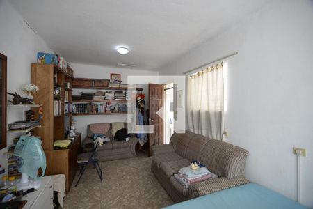 Casa à venda com 200m², 3 quartos e 3 vagasQuarto de Serviço