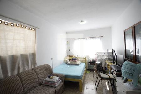 Casa à venda com 200m², 3 quartos e 3 vagasQuarto de Serviço