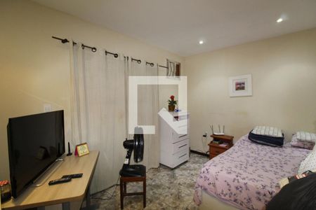 Casa à venda com 260m², 5 quartos e 2 vagasQuarto 3