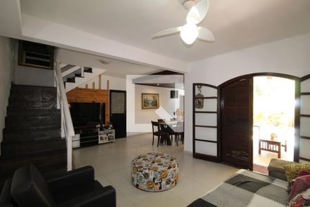 Sala de casa à venda com 5 quartos, 260m² em Pechincha, Rio de Janeiro