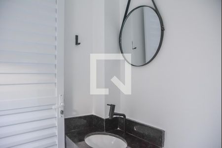Banheiro de kitnet/studio para alugar com 1 quarto, 16m² em Vila Dayse, São Bernardo do Campo
