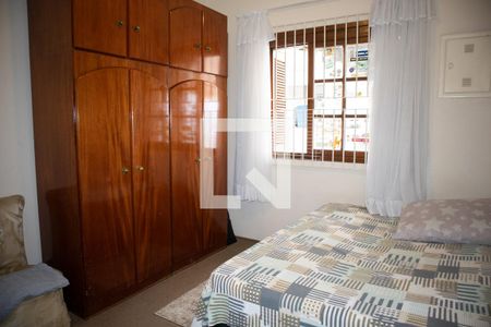 Casa à venda com 280m², 3 quartos e 2 vagasQuarto 3