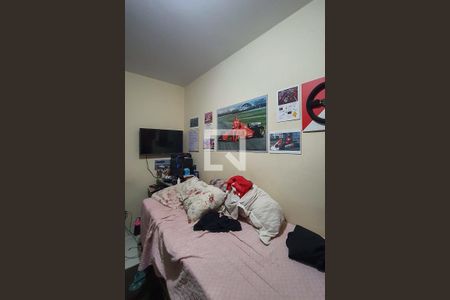 Casa à venda com 182m², 4 quartos e 4 vagasSuíte 2