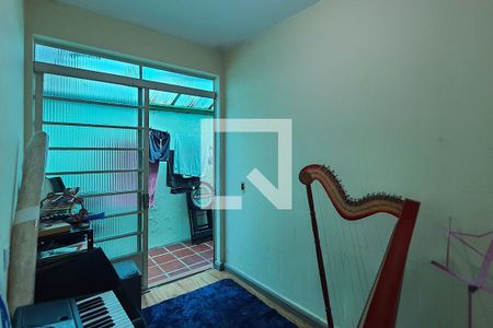 Casa à venda com 182m², 4 quartos e 4 vagasÁrea comum