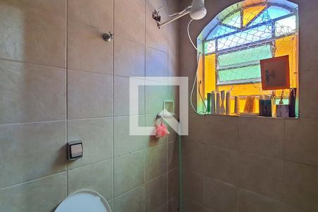 Casa à venda com 182m², 4 quartos e 4 vagasBanheiro da Suíte 2