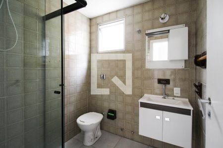 Banheiro  de apartamento à venda com 1 quarto, 44m² em Vila Nova Conceição, São Paulo