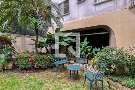 Apartamento à venda com 44m², 1 quarto e 1 vaga Apartamento à venda com 44m², 1 quarto e 1 vagaÁrea Verde