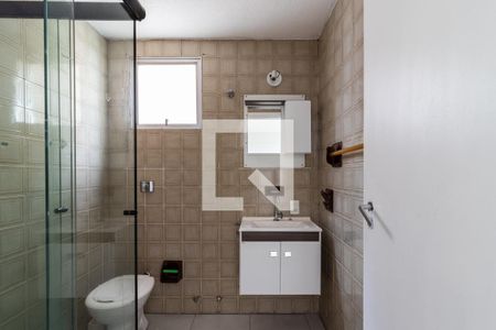 Banheiro de apartamento à venda com 1 quarto, 44m² em Vila Nova Conceição, São Paulo