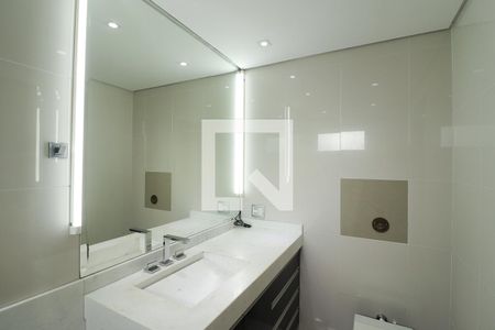 Apartamento à venda com 135m², 3 quartos e 2 vagasBanheiro da Suíte