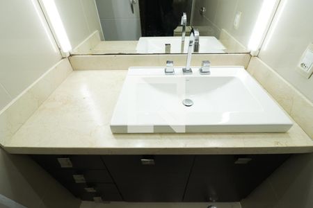 Apartamento à venda com 135m², 3 quartos e 2 vagasBanheiro Social