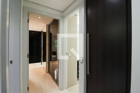 Corredor de apartamento para alugar com 3 quartos, 135m² em Santana, São Paulo