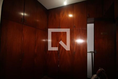 Casa à venda com 140m², 3 quartos e 2 vagasCloset