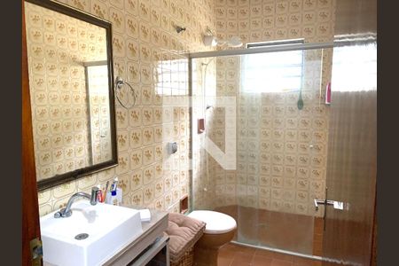 Casa à venda com 140m², 3 quartos e 2 vagasBanheiro da Suíte 1