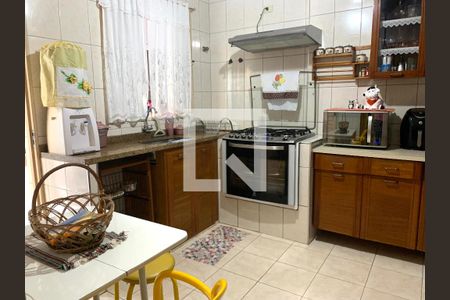 Casa à venda com 140m², 3 quartos e 2 vagasCozinha