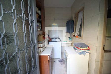 Casa à venda com 140m², 3 quartos e 2 vagasÁrea de serviço