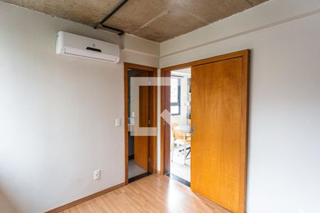 Suíte de apartamento para alugar com 1 quarto, 75m² em Funcionários, Belo Horizonte