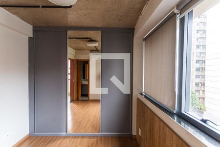 Armário da Suíte de apartamento para alugar com 1 quarto, 75m² em Funcionários, Belo Horizonte