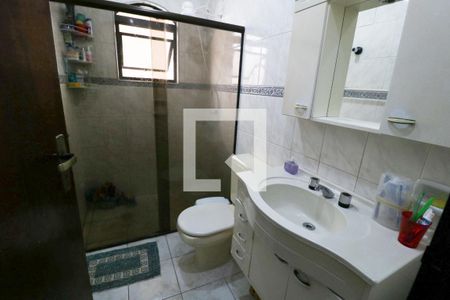 Casa à venda com 220m², 3 quartos e 1 vagaBanheiro