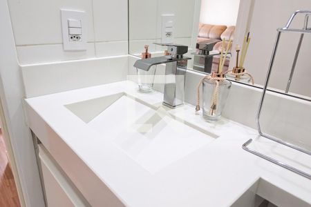 Apartamento para alugar com 54m², 2 quartos e 1 vaga Apartamento para alugar com 54m², 2 quartos e 1 vagaBanheiro