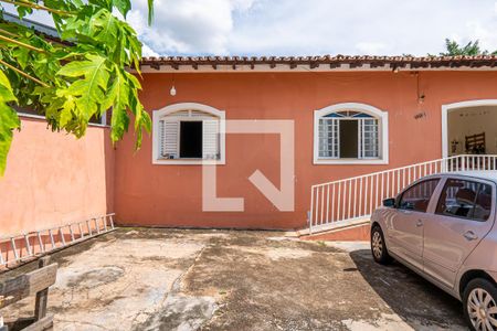 Casa à venda com 137m², 2 quartos e 2 vagasGaragem