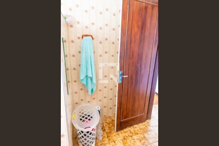 Casa à venda com 137m², 2 quartos e 2 vagasBanheiro