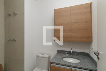 Banheiro de kitnet/studio para alugar com 1 quarto, 24m² em Centro Histórico de São Paulo, São Paulo