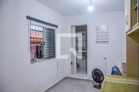 Casa à venda com 225m², 4 quartos e 1 vaga Casa à venda com 225m², 4 quartos e 1 vagaQuarto 2 - Suíte